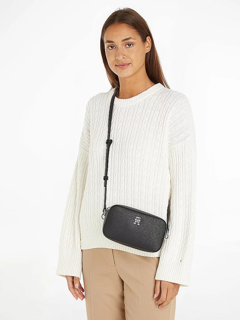 Tommy Hilfiger pour femme. AW0AW15179 Pochette à bandoulière avec emblème TH noir (OSFA), Casuel, Polyuréthane 3